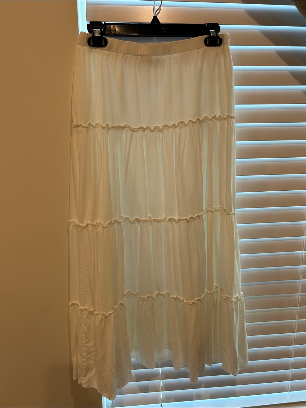 Brandy Melville Skirt - Picture 2 of 3